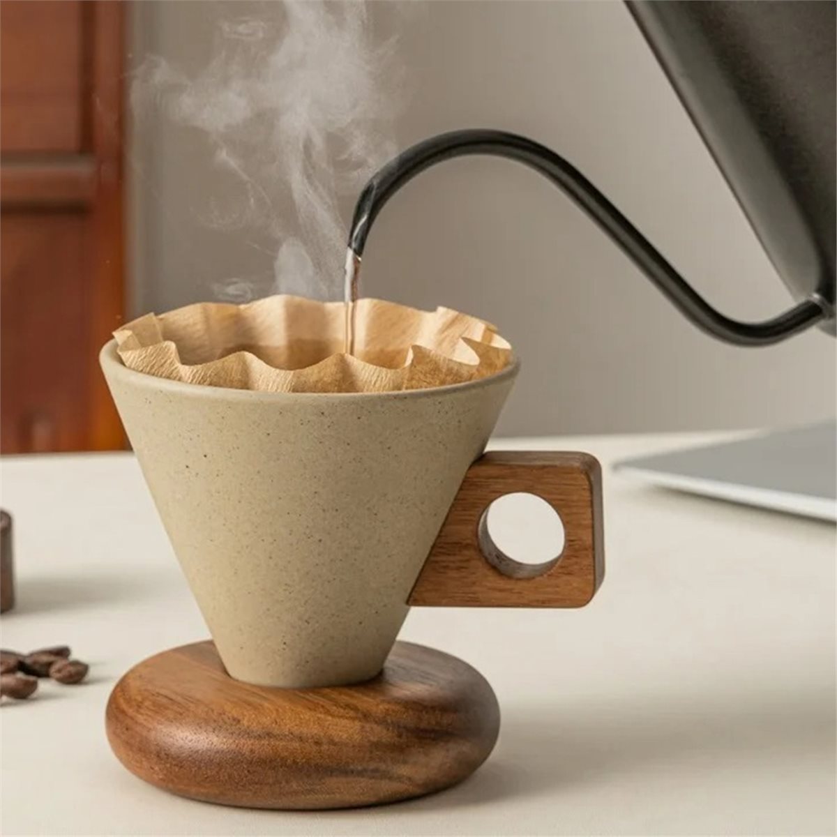 Ceramic Coffee Cup& Wood Base  - Coffee & Tea Restaurant ulasan dan harga