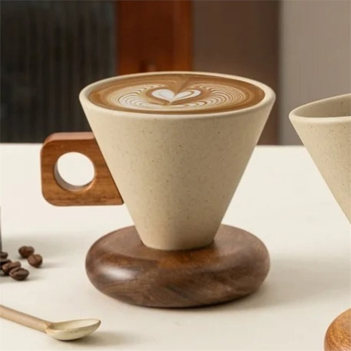 Ceramic Coffee Cup& Wood Base  - Coffee & Tea Restaurant ulasan dan harga