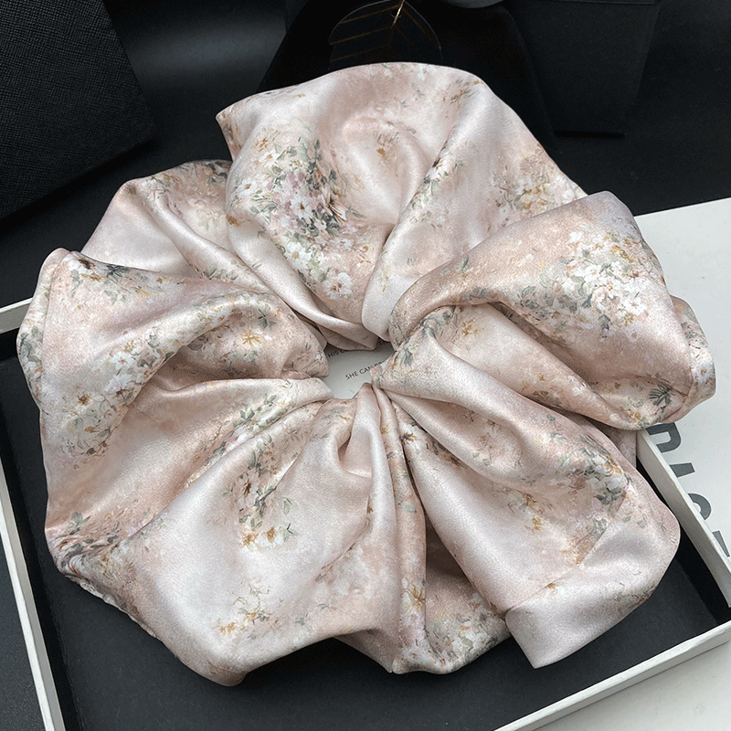 Oversized and Oversized Satin  - Coffee Tea Or Me ulasan dan harga